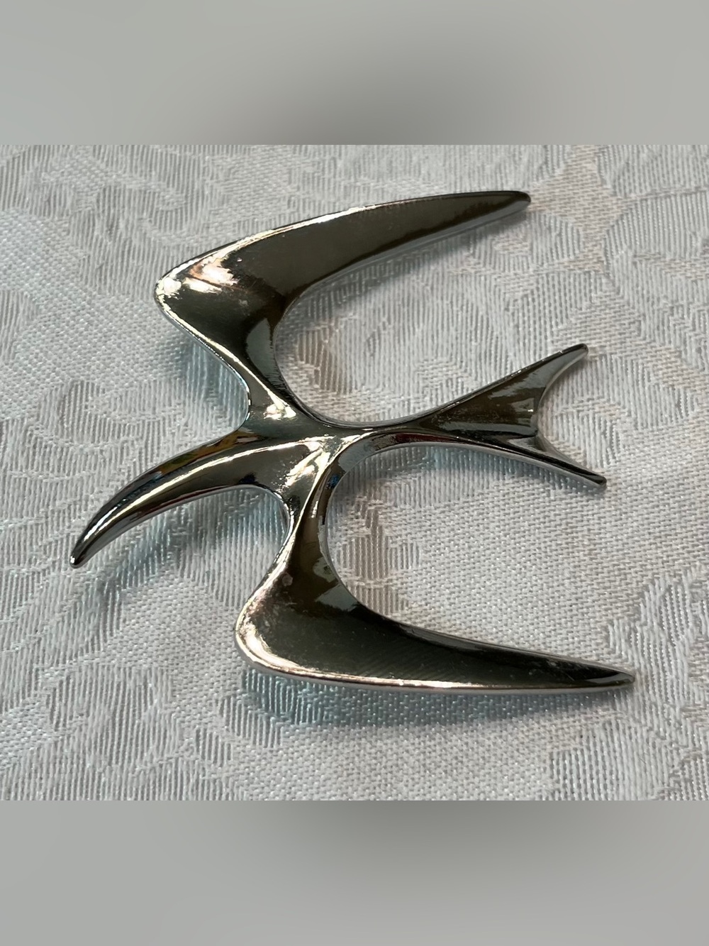Sarah Coventry Silver Seagull Brooch